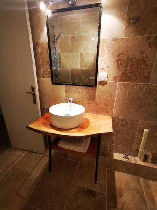 Nid Douillet A Quelques Pas De La Gare. Apartment การ์กาซอน ภายนอก รูปภาพ