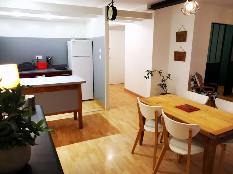 Nid Douillet A Quelques Pas De La Gare. Apartment การ์กาซอน ภายนอก รูปภาพ